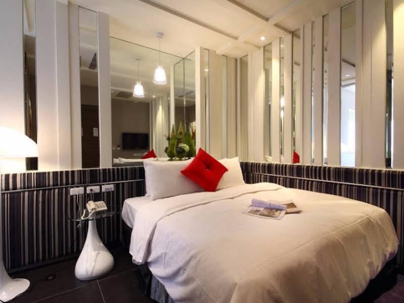 Leesing Hotel Kaohsiung Exteriör bild